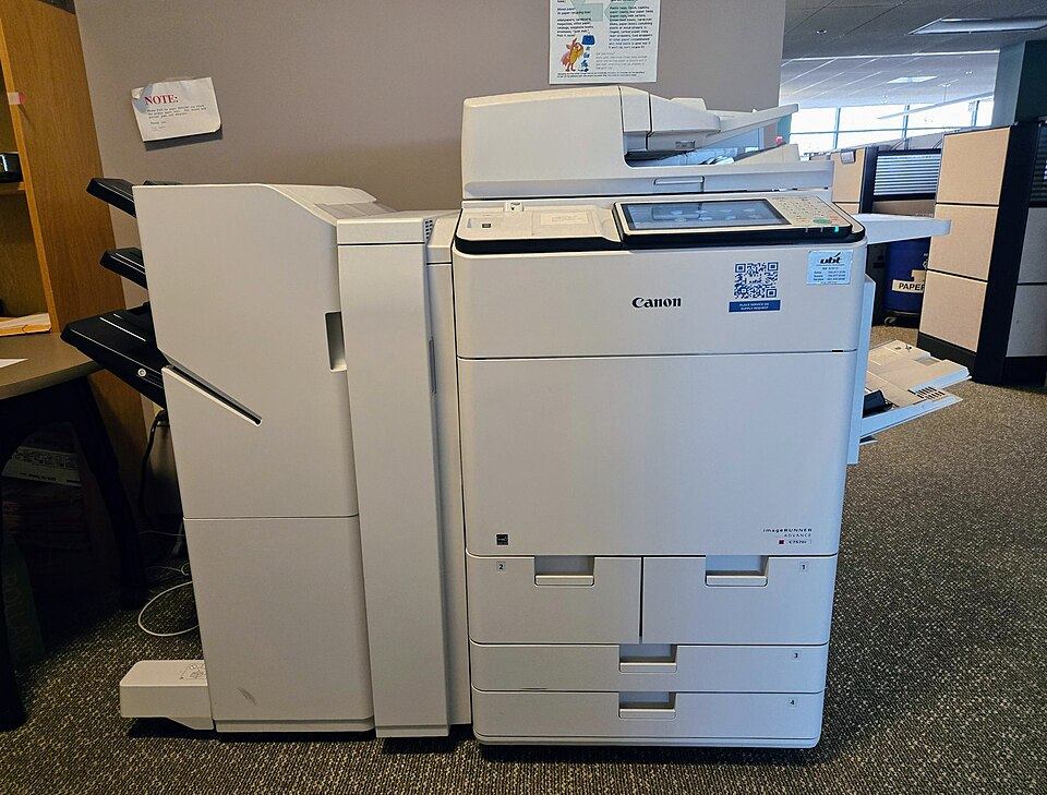 Canon imageRUNNER Advance C7570i colour production copier